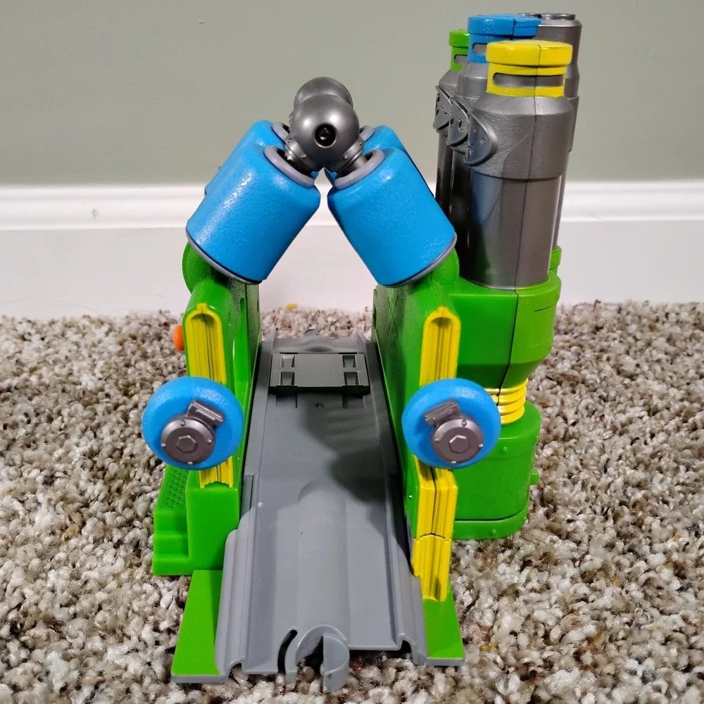 Chuggington Interactive Railway Wash & Fuel Set Complete Brewster READ DESCRIPTI